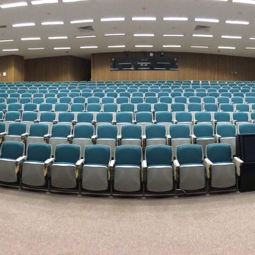 auditorium-572776_1920 auditorium-572776_1920